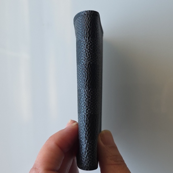 Authentic Louis Vuitton  6 Key Case Damier Graphite - Picture 4 of 9